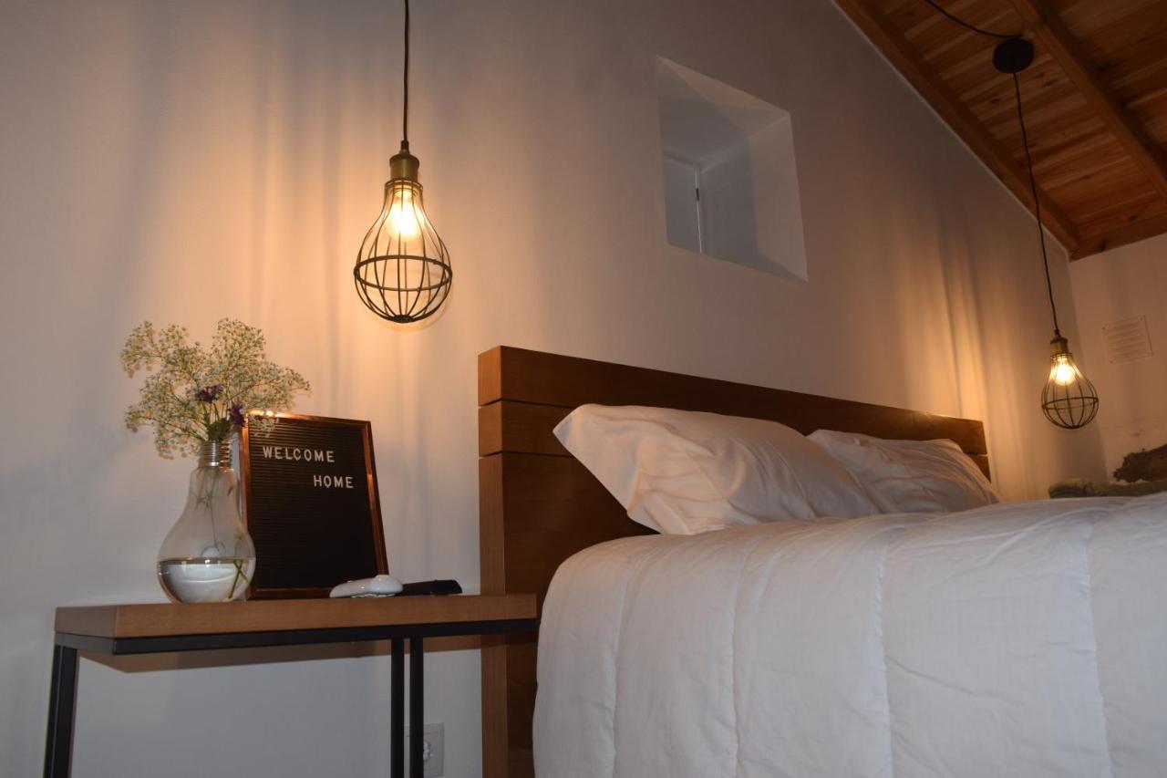 Villa Casas Da Ribeira Santa Bárbara Esterno foto