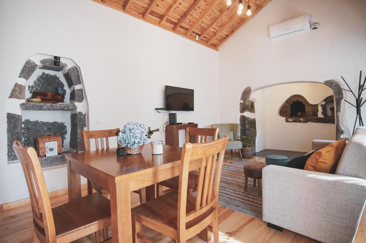 Villa Casas Da Ribeira Santa Bárbara Esterno foto